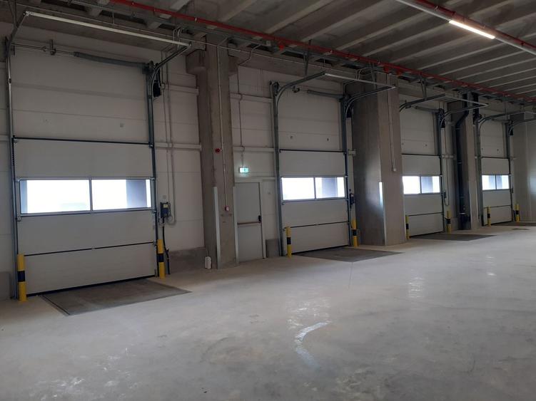 Depozite construite conform cerintelor / Warehouses build to suit
