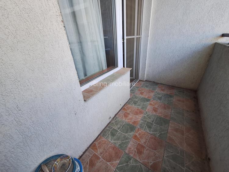 Apartament decomandat, etajul 1, zona KIK - 8