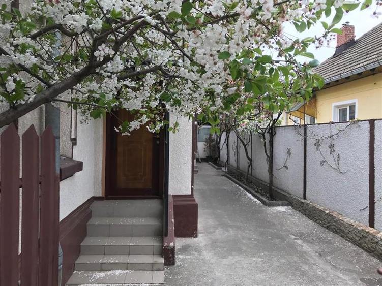 Vatra Luminoasa, casa 3 camere, langa Scoala 49