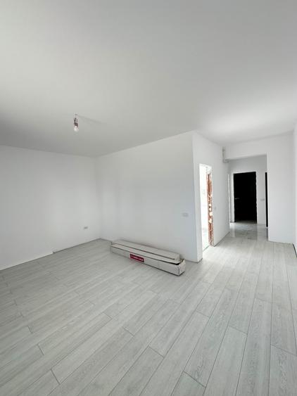 Apartament 2 camere decomandat /Parter