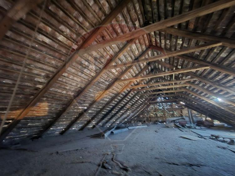 Casă / Vilă cu 3 camere de vânzare în zona Central