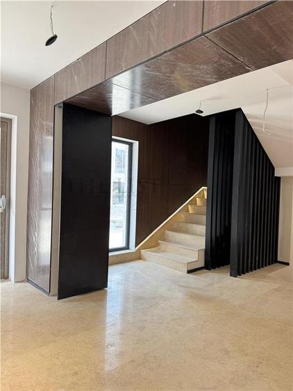 IANCU NICOLAE | APARTAMENT 3 CAMERE DE VANZARE | TVA deductibil