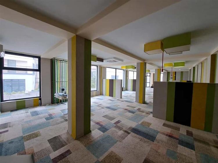 Spatiu comercial, 160 mp utili, situat in zona Semicentrala!