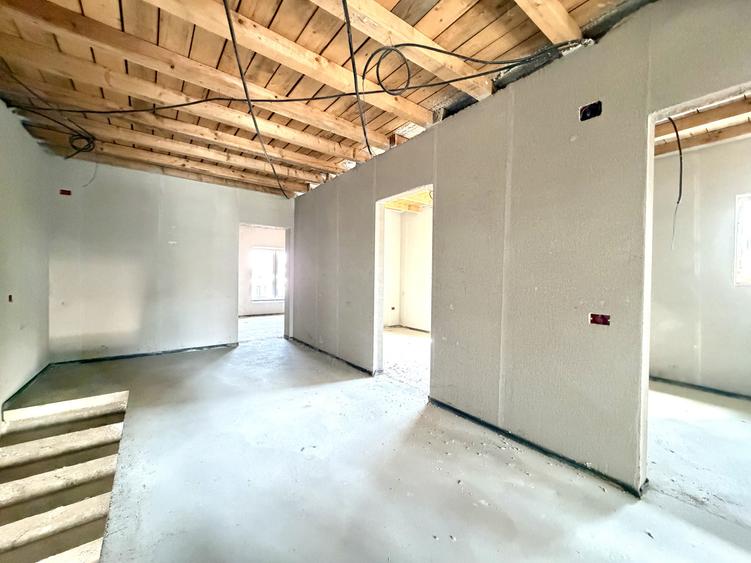 Duplex perete dublu, 4 camere, 166 mp utili, 405 mp teren - Dumbravita