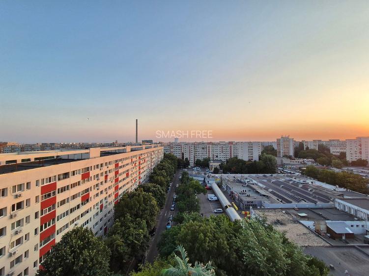 Penthouse 104,97 mp + 192,81 mp terase - piata Sudului