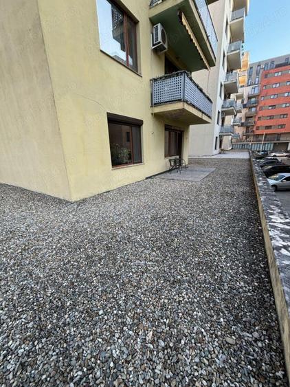 Aradului – Apartament 2 Camere – Parter – Curte – Loc Parcare