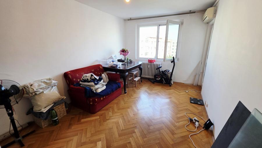 Vanzare 2 camere decomandate bloc 1982