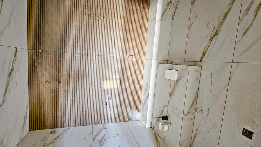Apartament de vanzare 3 camere decomandat , 2 bai si loc de parcare Militari