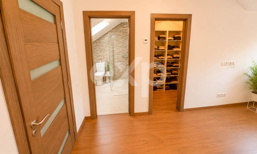 Triplex cu pod amenajat,foișor, beci și curte însorită | Cartierul Izvor