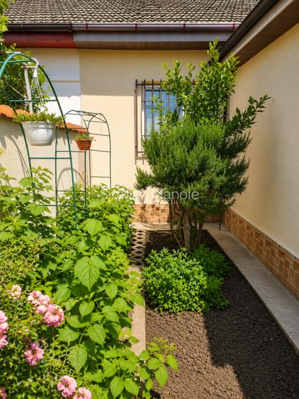 Casă renovată la 2 minute de plajă | Faleza Nord | Curte proprie | 250.000 € - 15