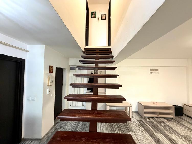 Duplex, 3 camere, bloc 2012, loc de parcare, 74 mp