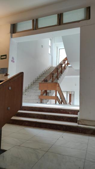 HOTEL DE VANZARE