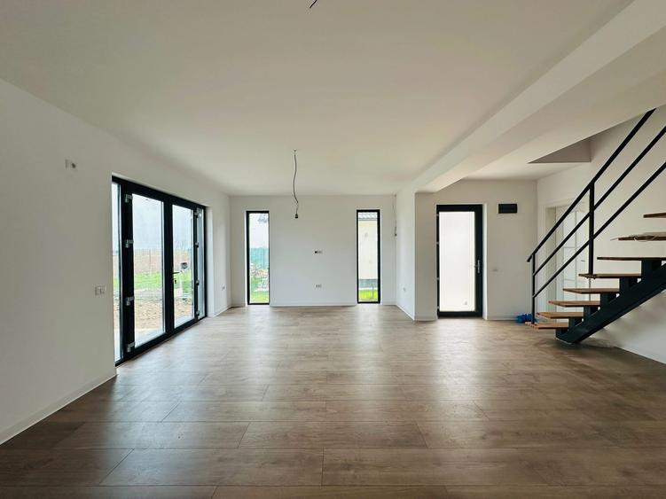 Casă nouă | 4 camere, de vânzare individuală | Berceni | 406 | Asfalt | La cheie