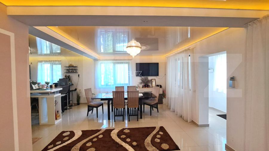 Vila de vanzare, 94 mp, teren 303 mp, zona Bran - 12