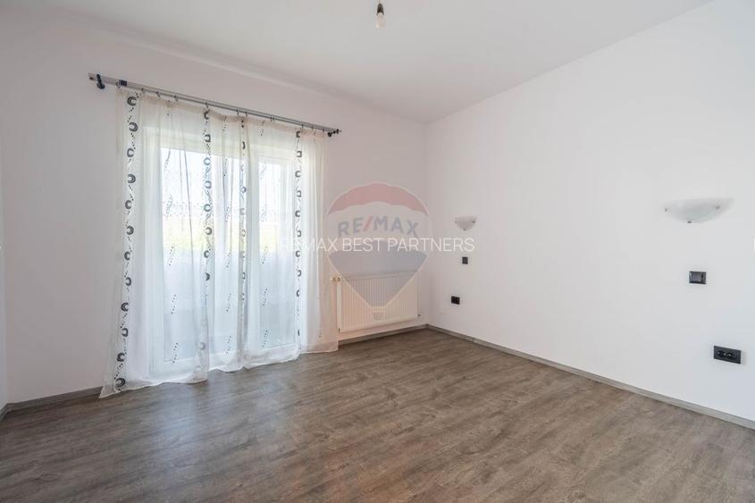 Apartament 3 camere de vanzare Floresti, Eroilor 80 zona Profi Parcare - 7