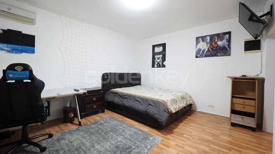 Vila individuala cu 8 camere | 1000mp teren | panouri foto-voltaice