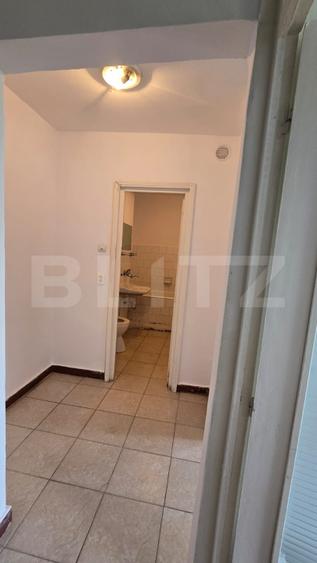 Apartament de vanzare, cu 3 camere, 76 mp, zona Micro 17