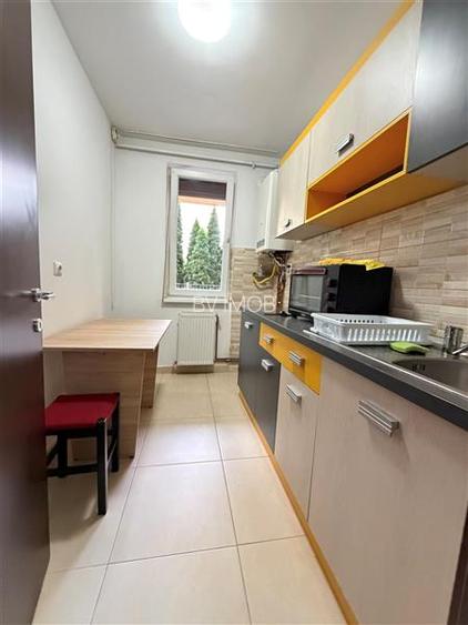 Inchiriere garsoniera in bloc de apartamente,Centrul Civic,decomandata - 6