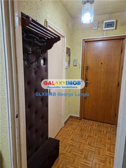 Apartament 3 camere, Drumul Taberei - Favorit. Plata doar cash.