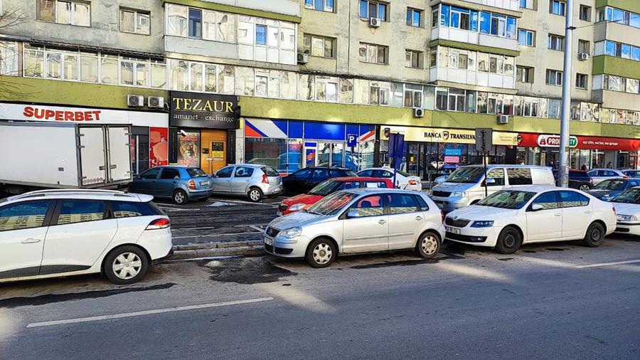 Soseaua Pantelimo 350, stradal, vad excelent, vitrina 12 m, intens circulat,