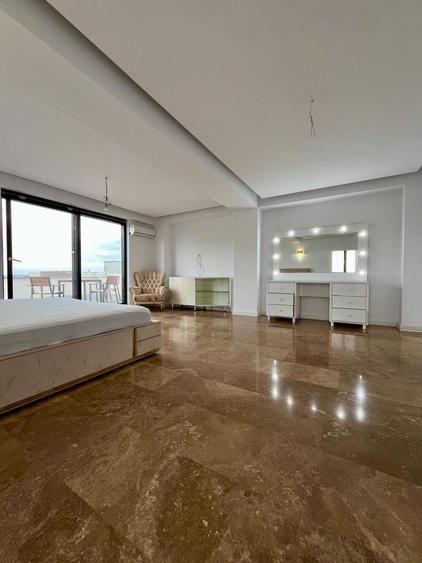 Tomis Plus Palazu Mare Penthouse lux 3 camere 2 terase 438MP vedere lac si mare