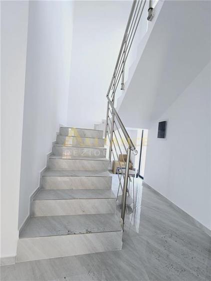 Vila individuala - 4 camere - 3 bai - beci - pod - 2 min de bulevardul principal