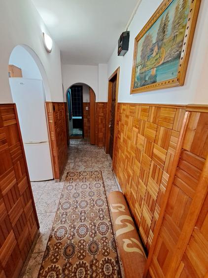 Inchiriez apartament 2 camere, copertina, Tg. Mures, Unirii