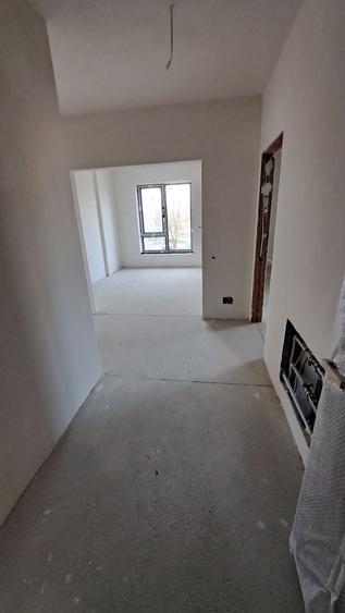 Jiului-Poligrafiei, 3 camere de vanzare,2/5, an 2026, decomandat, 102 mp