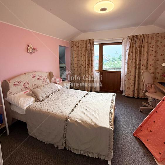 | Vila Parter+Mansarda | SENDRENI, SERBESTII VECHI | teren: 500 mp |