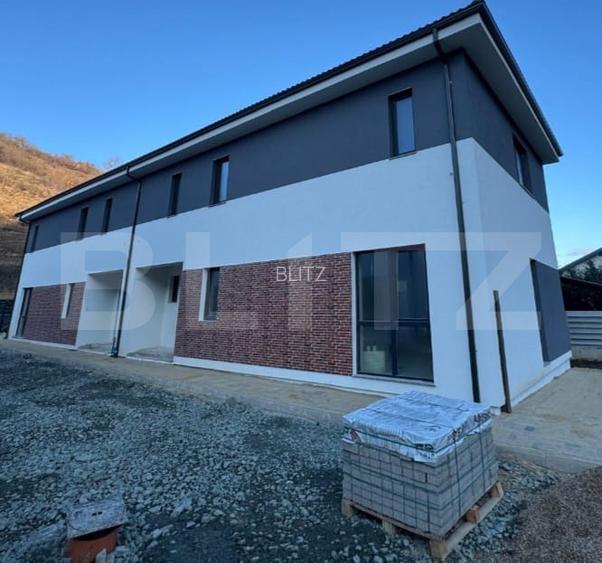 Casa tip duplex, 4 camere, 118 mp utili, 200 mp de teren, zona Tauti - 2