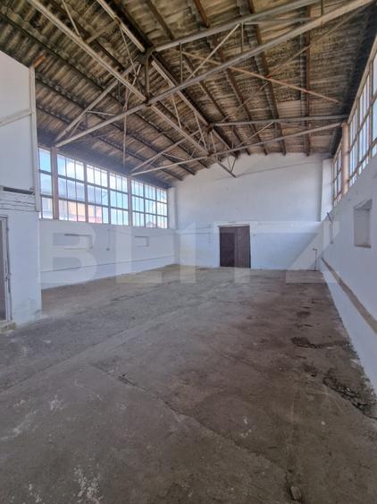 Hală industrială, 306 mp utili, 240 mp, zona Șcheia