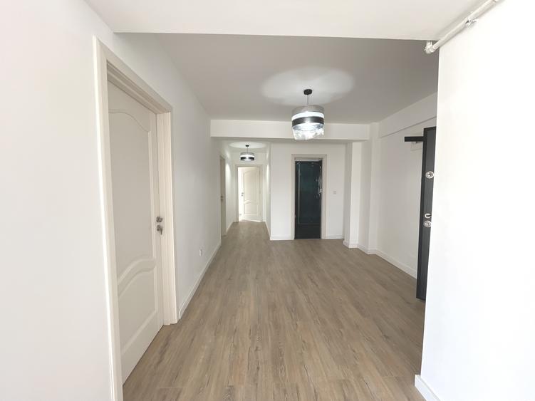 De vânzare | Apartament 4  camere | 93 mp | Dambul Rotund | Locuință/Investiție