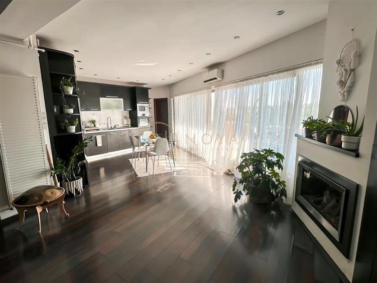 Apartament de vanzare de 3 camere in zona Pipera