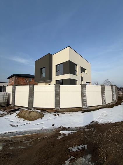 Vila 4 camere Balotesti