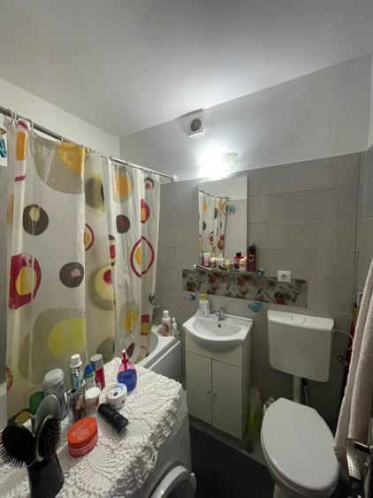 Garsoniera pe două nivele, 38 mp, zona Tepes