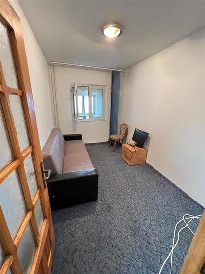 Apartament  3 camere + extindere zona Independentei