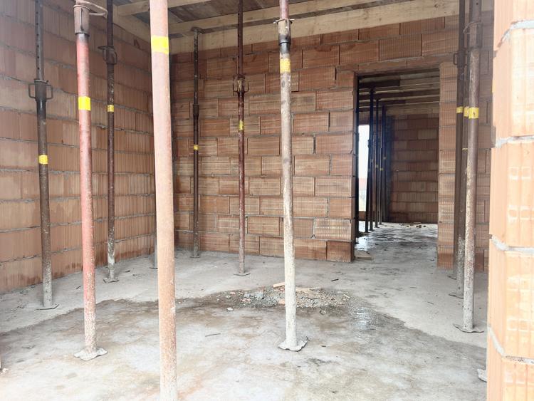 Duplex, 108mp utili, 375mp Teren, Panouri solare, Nou - Sacalaz