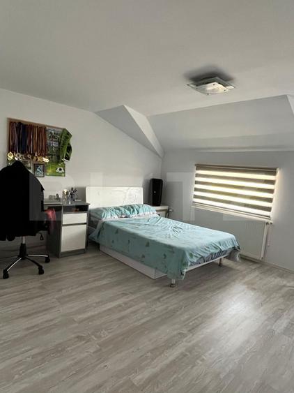 Casă individuala de vânzare, 5 camere, 214 mp, Bistrita