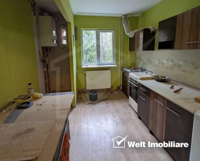 De vanzare apartament cu 2 camere zona str. C. Brancusi