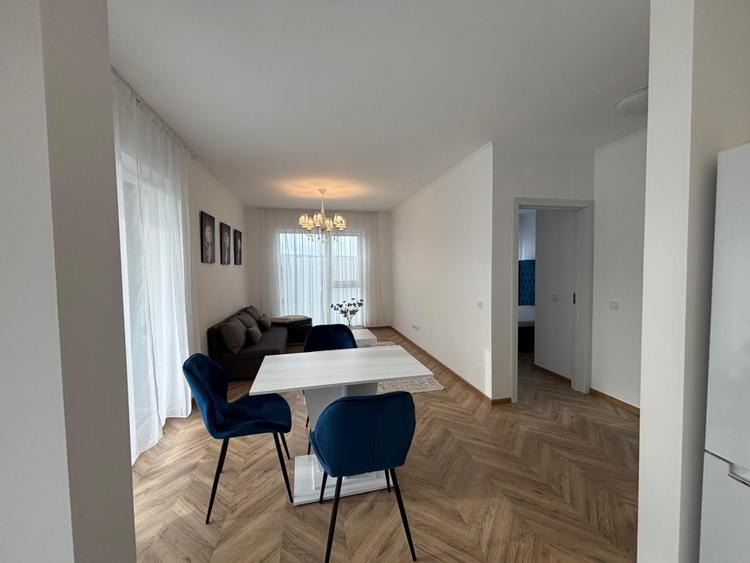 Apartament nou si modern de vanzare, cu 2 camere, etaj intermediar, bloc nou