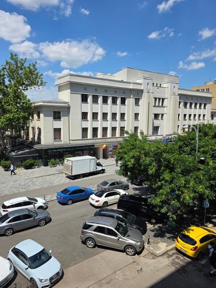 2 camere Piata Amzei etajul 2/7 mobilat utilat