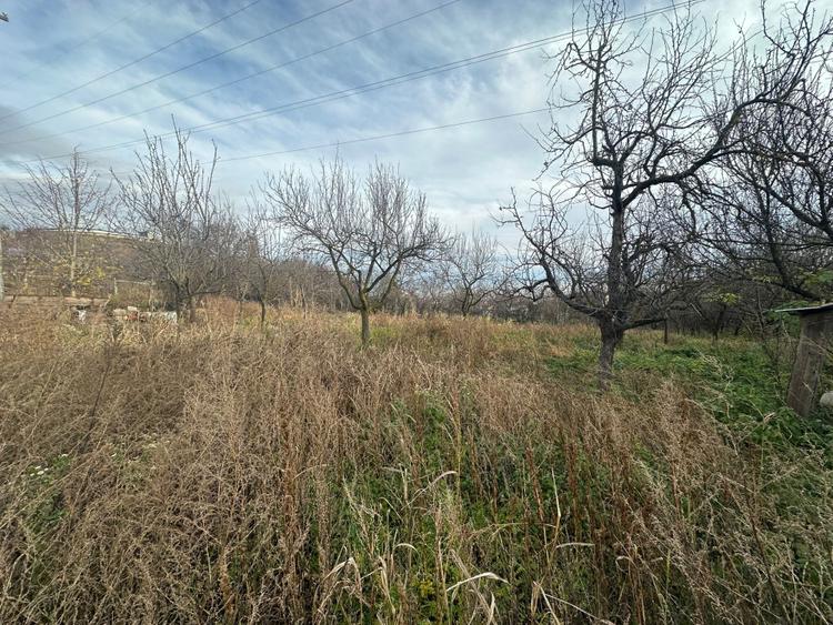 Teren Intravilan 2.800 mp| toate utilitățile | zona Schit