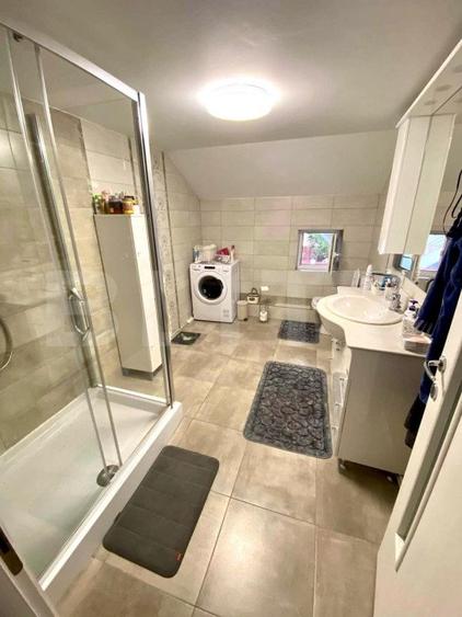 Casa de 260 mp utili, teren de 460 mp, zona Romanesti!