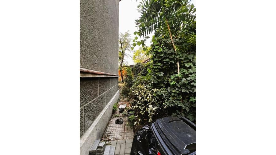REV2004169 Vila 8 camere l teren 372mp l Luxuria