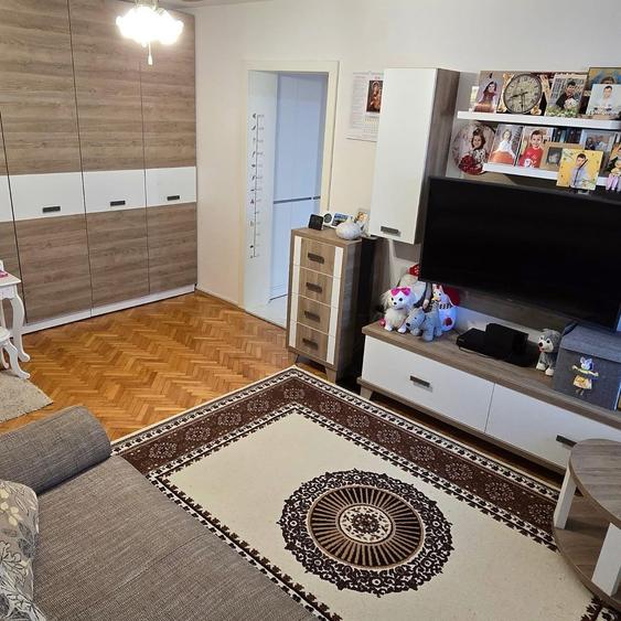 Oportunitate !Apartament  3 camere Manastur ,Garaj cu CF inclus 189900 euro