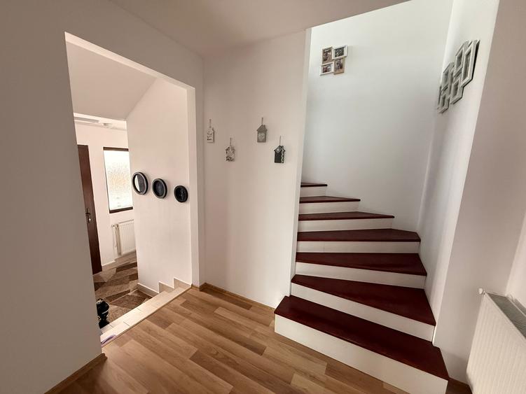 Casa individuala la intrare in Gilau