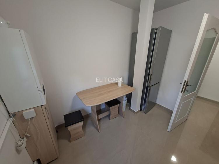 Apartament cu 2 camere, etajul 3/4, zona Podu de Piatra - 9
