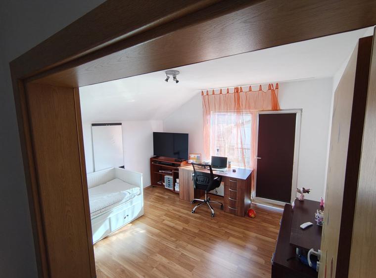 Giroc - Casa individuala cu garaj de 80 mp