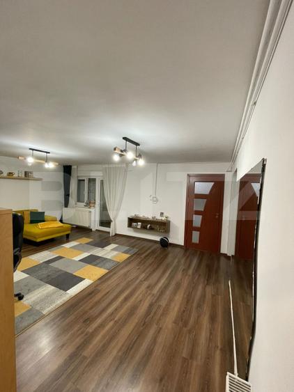 Apartament 3 camere, 74 mp, zona Micro 5