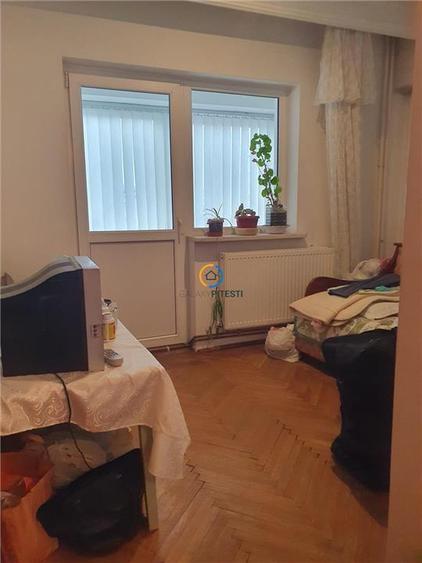 Apartament patru camere Ultracentral, etaj intermediar